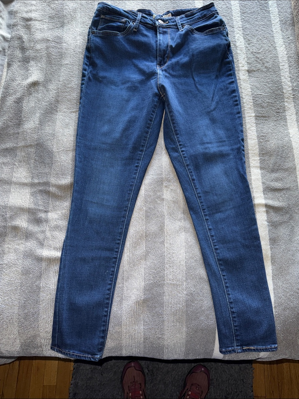Levi’s Classic Women's Dark Blue Stretch Jeans